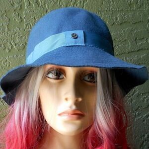 EUC KOORINGAL Blue 100% Australian Wool Women's Hat